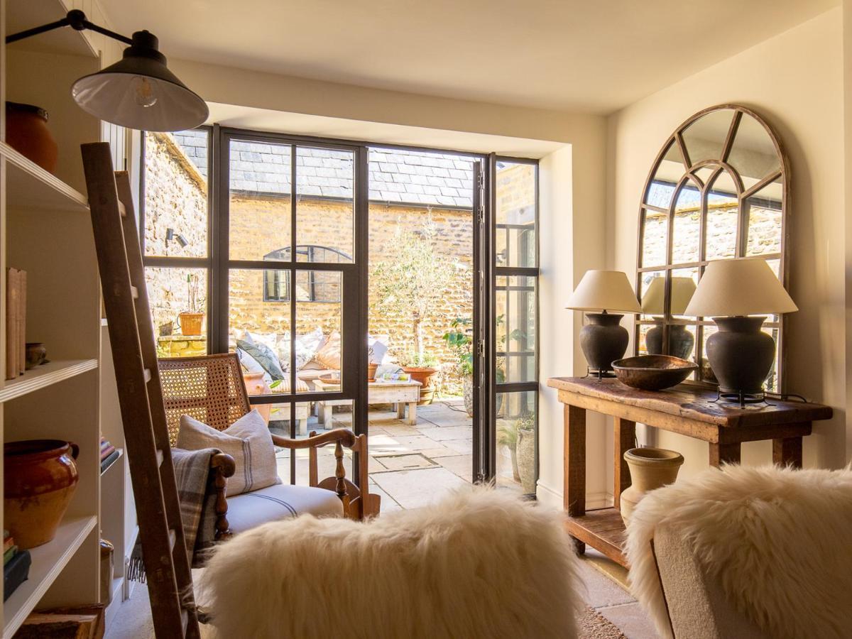Little Oakley Cottage Sandford St Martin Exterior foto